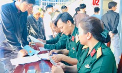 Thanh niên Bảo Lộc tham gia khám tuyển sức khỏe Nghĩa vụ quân sự năm 2020