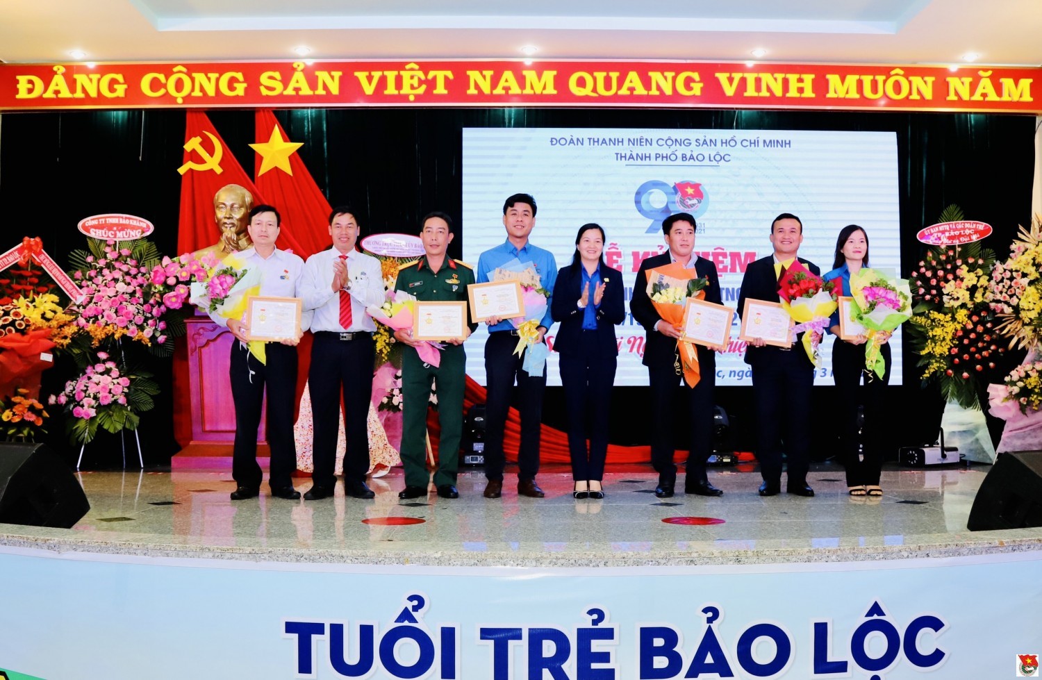 Bảo Lộc tổ chức Lễ kỷ niệm ngày thành lập Đoàn và tuyên dương Thanh niên tiên tiến làm theo lời Bác